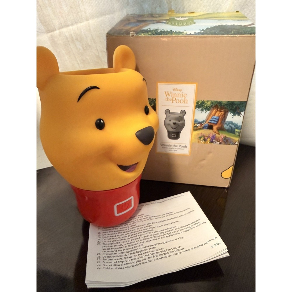 Scentsy Disney Winnie the Pooh Wall Fan Diffuser with Light Discontinued OpenBox